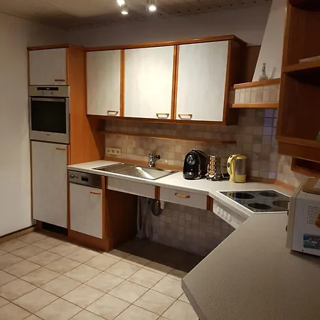 Apartment Putz *