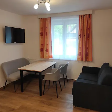 Apartment Putz Grobming